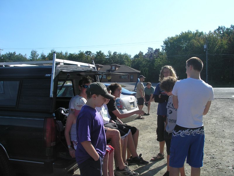 Whitewater rafting - golf trip 2008 013.jpg